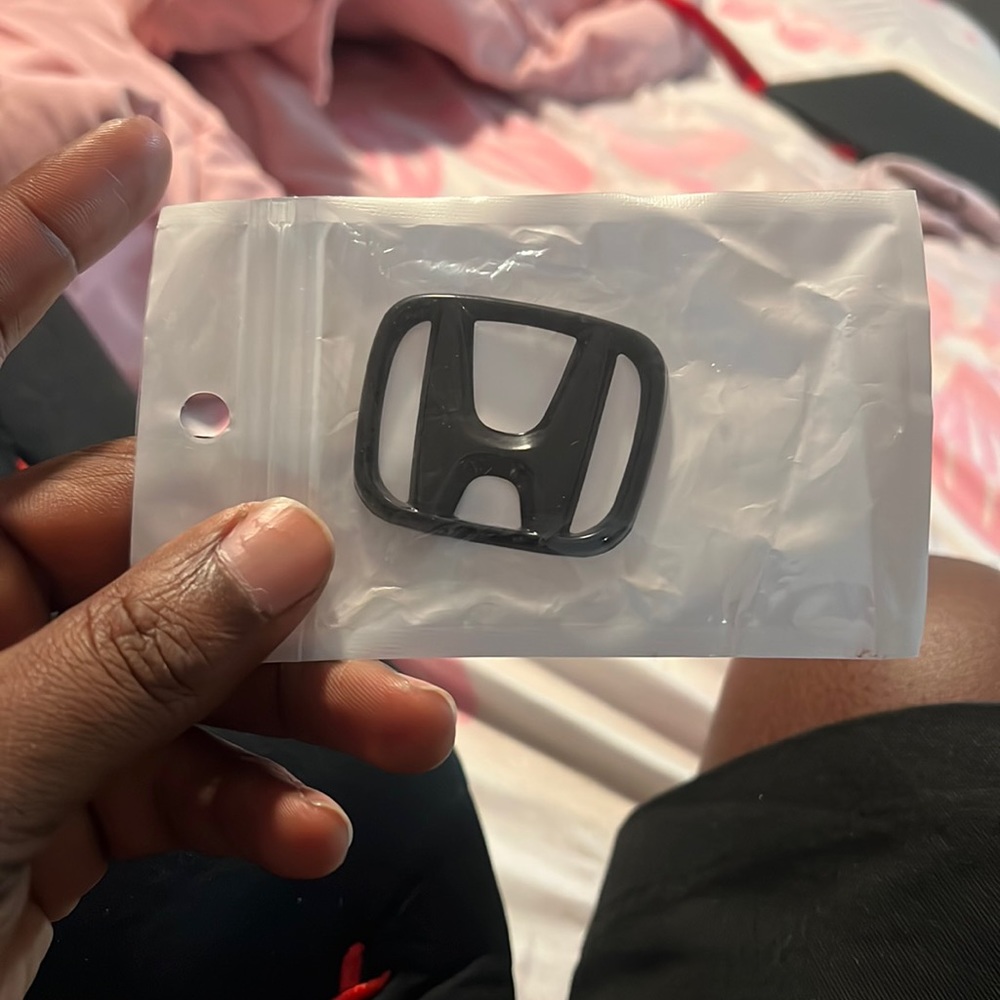 Honda steering wheel emblem